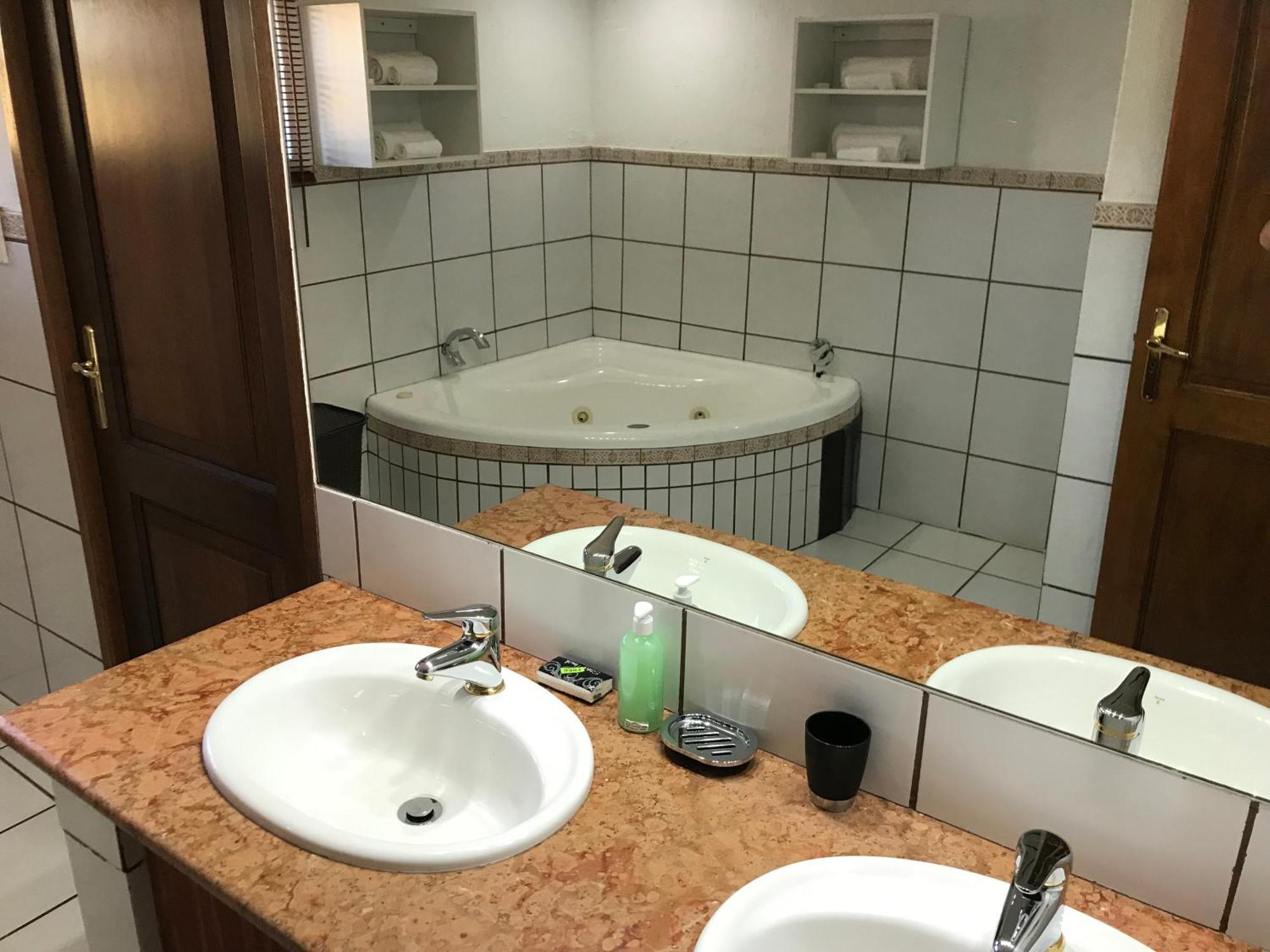 Greenwoods Self-Catering Pretoria Bagian luar foto